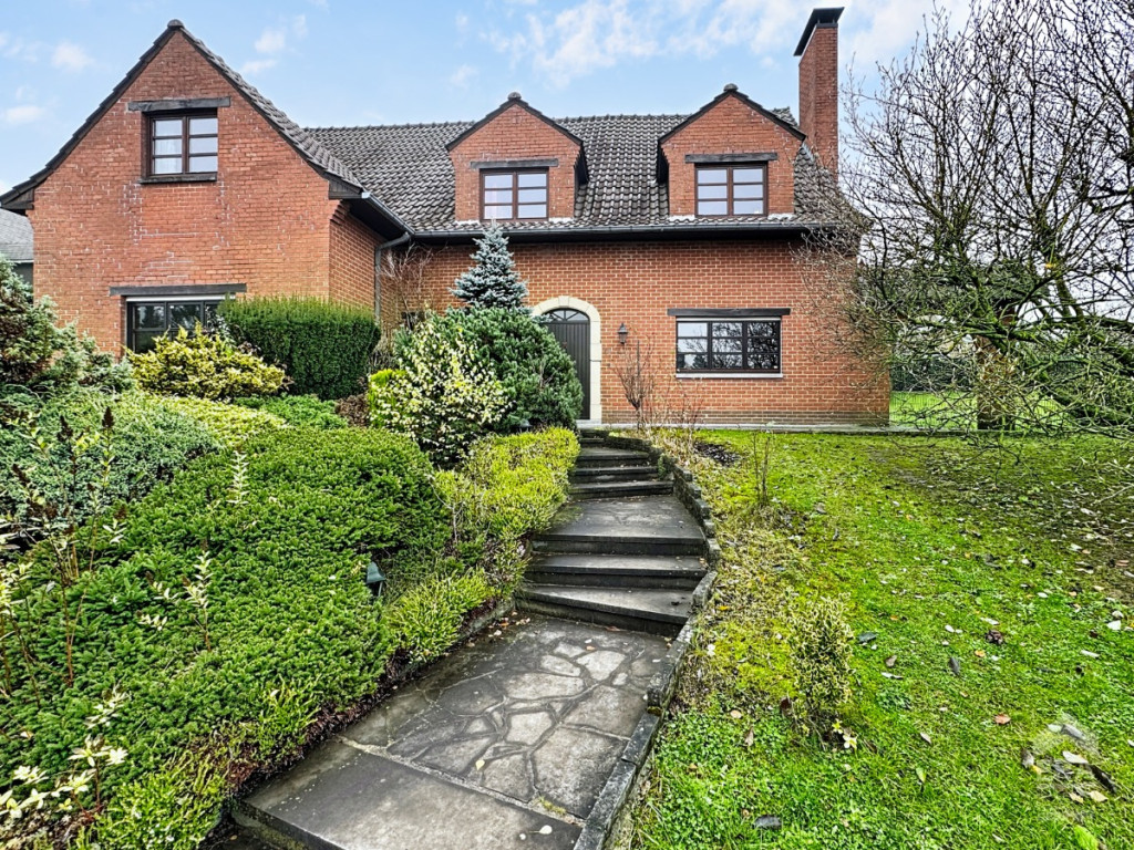 Rue du Batisseau - 11 - - 1420