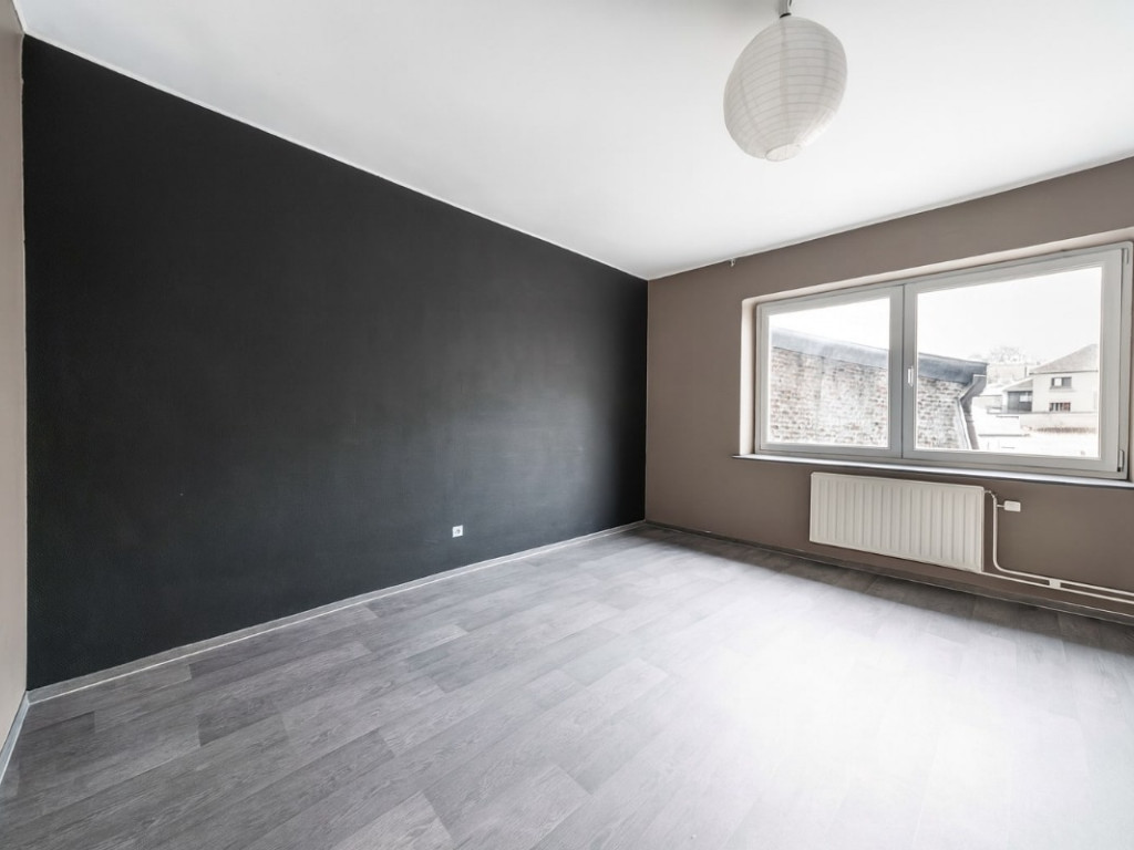 Rue Joseph Renquin - 27 - - 6600