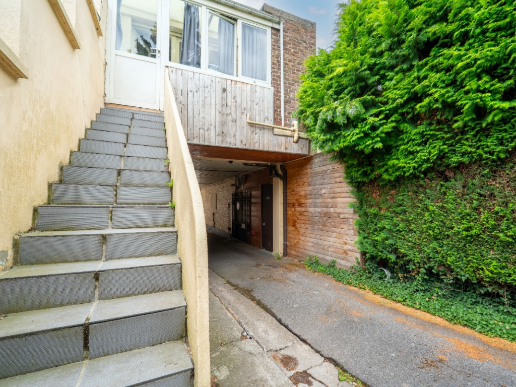 rue Henri Delvaux - 21 - 0011 - 4430