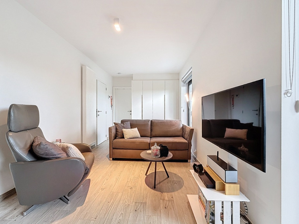 Pieter Deswartelaan (Waterfront) - 83a - - 8620