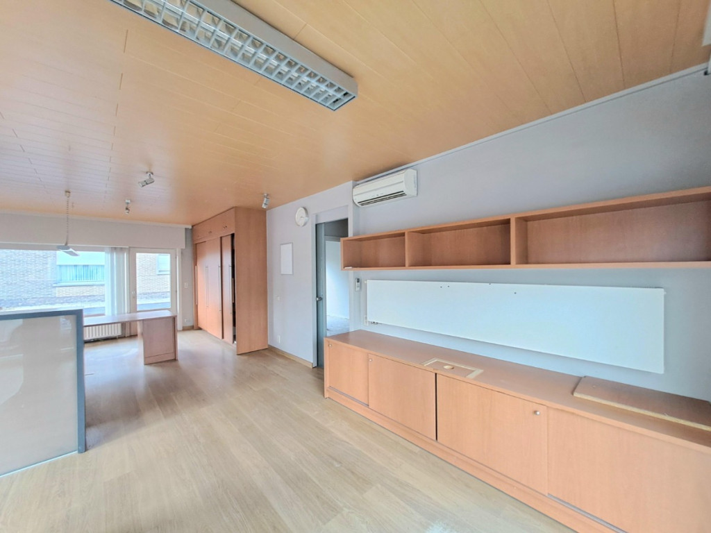 Stijn Streuvelsstraat - 15 - - 8570