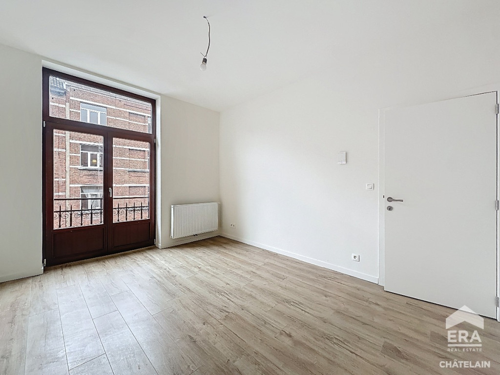 Rue Gustave Defnet - 79 - - 1060