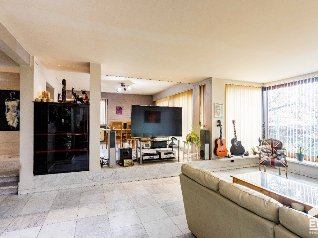 Hoogstraat - 142 - - 9340