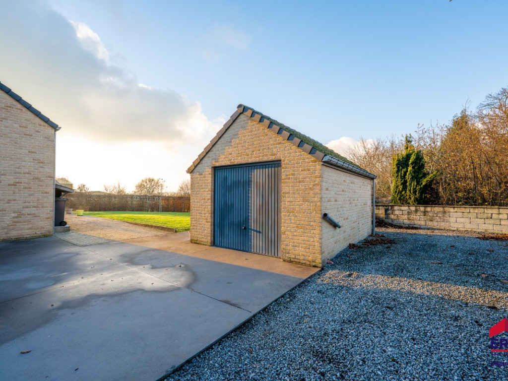 Rue du Tilleul - 83 - - 5350