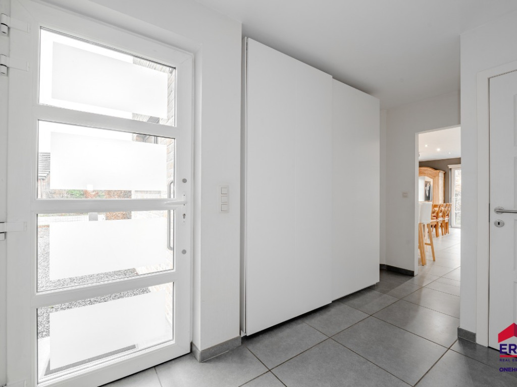 Rue du Tilleul - 83 - - 5350