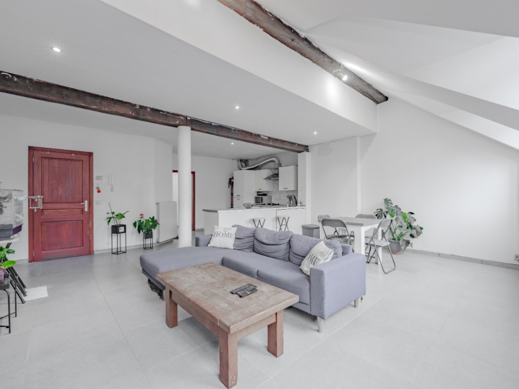 Rue Bas de la Place - 13 - - 5000