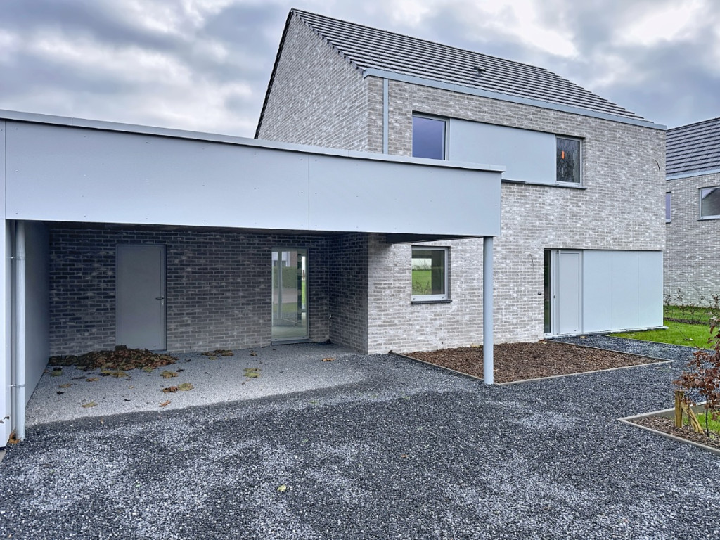 Voie de la Tombe - 12 - - 4537