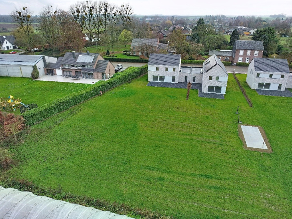 Voie de la Tombe - 8 - - 4537