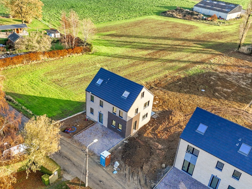 Chemin de la Sablière - 1A - - LOT 1 - 4570