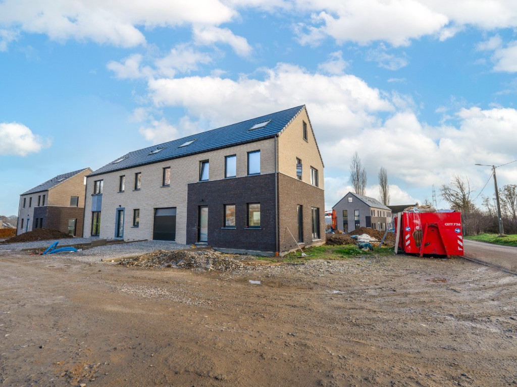 Chemin de la Sablière - 1C - - LOT 3 - 4570