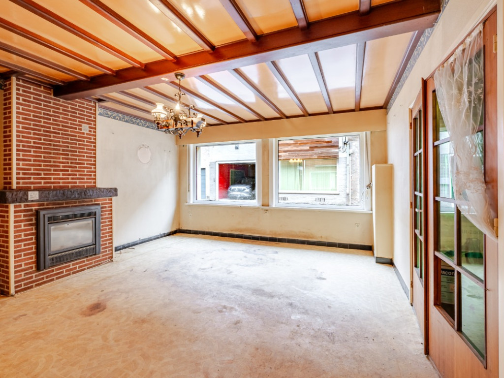 Hoogstraat - 72 - - 9960