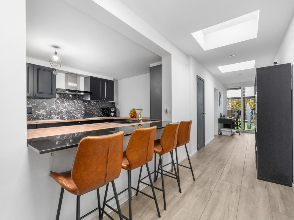 Uebergdreef - 18 - - 9160