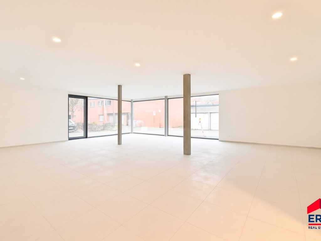 Melkerij - 78 - D+ - 9900