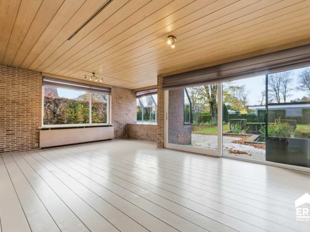 Burgemeester Deschodtlaan - 6 - - 8970