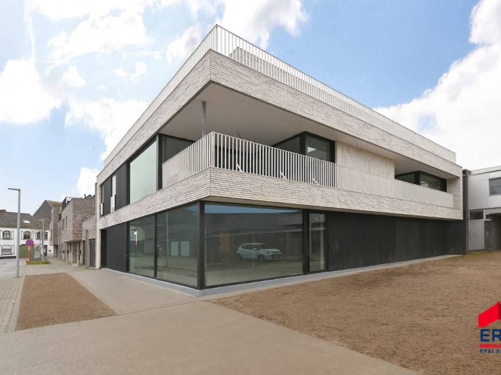 Melkerij - 78 - D - 9900