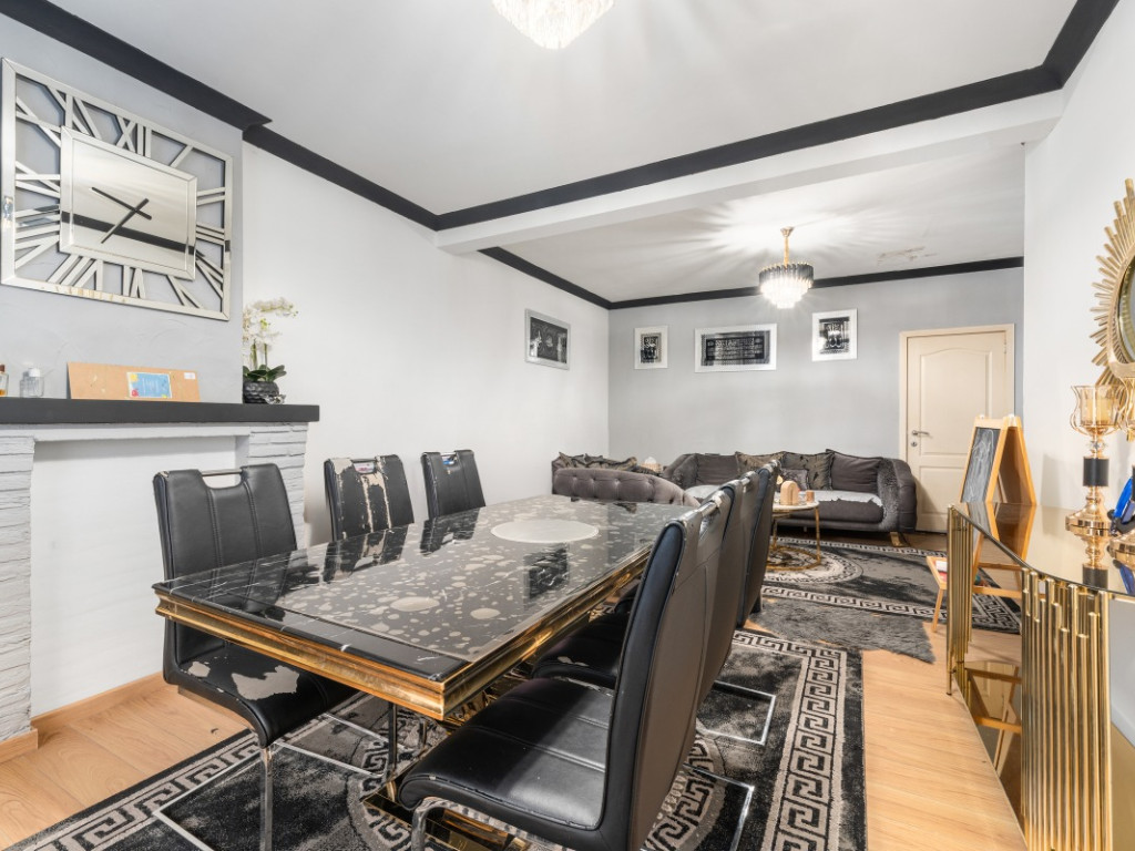 Damstraat - 9 - - 9220