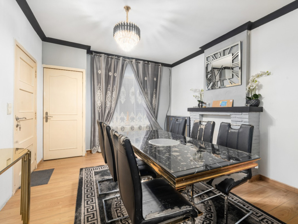 Damstraat - 9 - - 9220