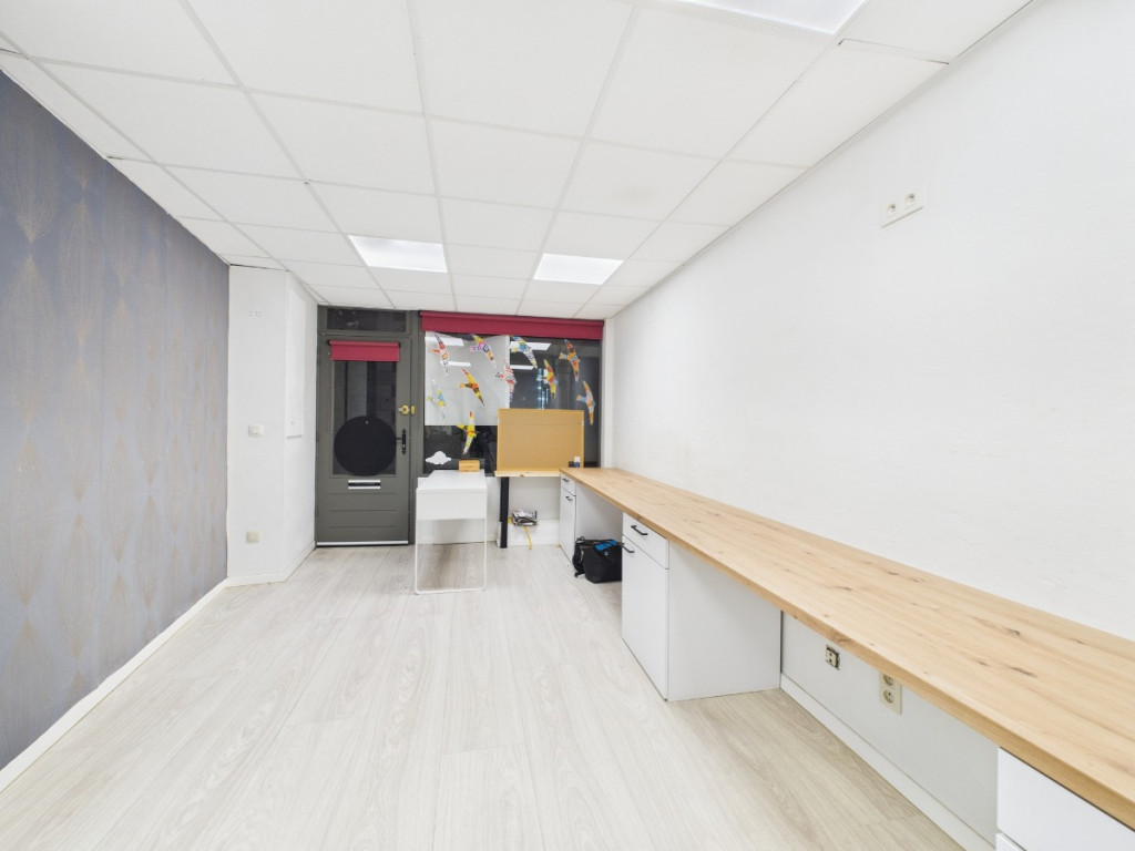 Rue Saint-Laurent - 8 - - 6900