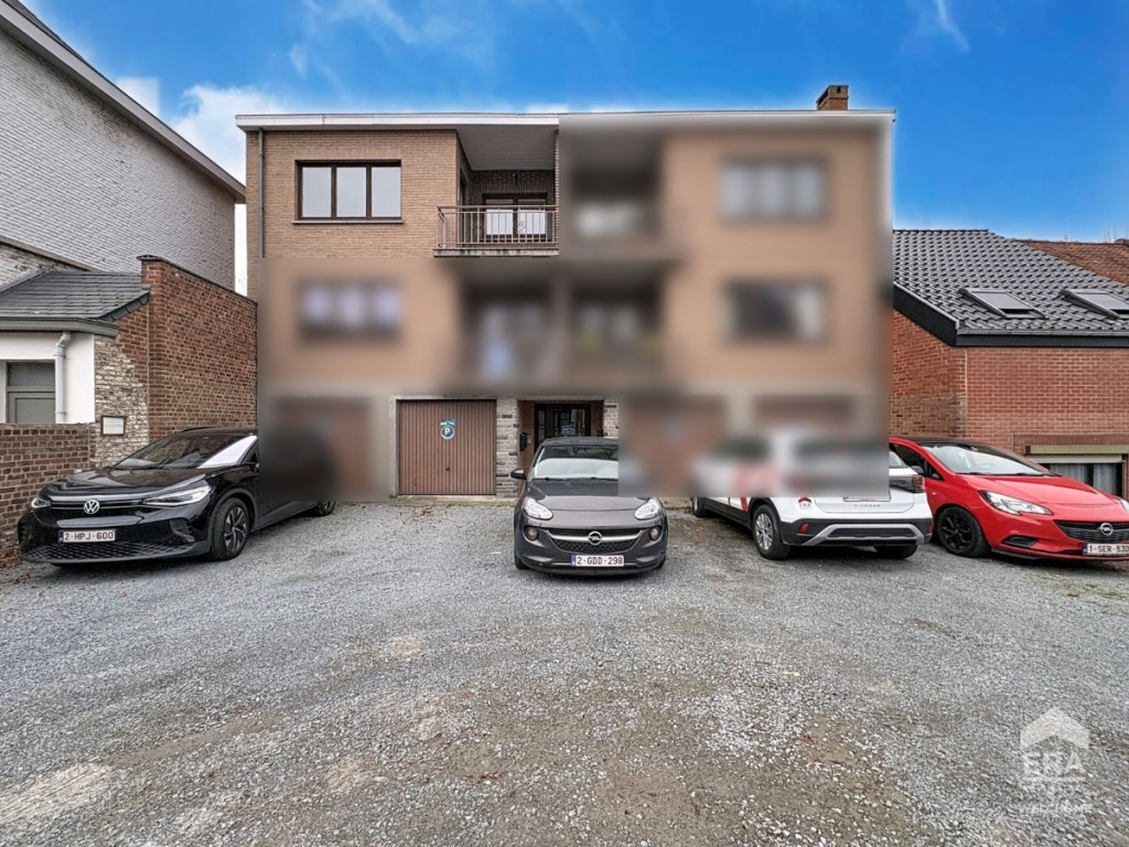 Chaussée de Valenciennes - 74 - 3 - 7800