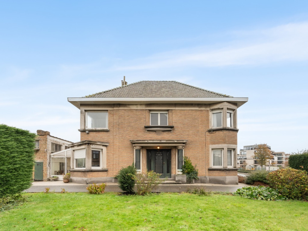 Esenweg - 22 - - 8600