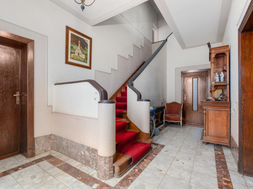 Esenweg - 22 - - 8600