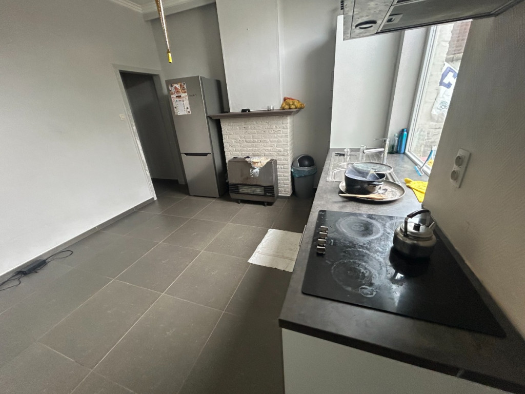 Stationstraat - 69 - - 8980