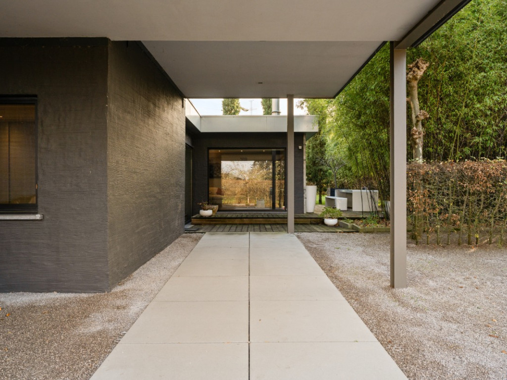 Zwaluwstraat - 72 - - 1840