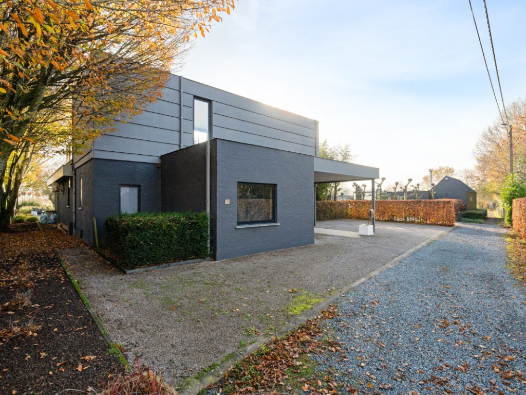 Zwaluwstraat - 72 - - 1840