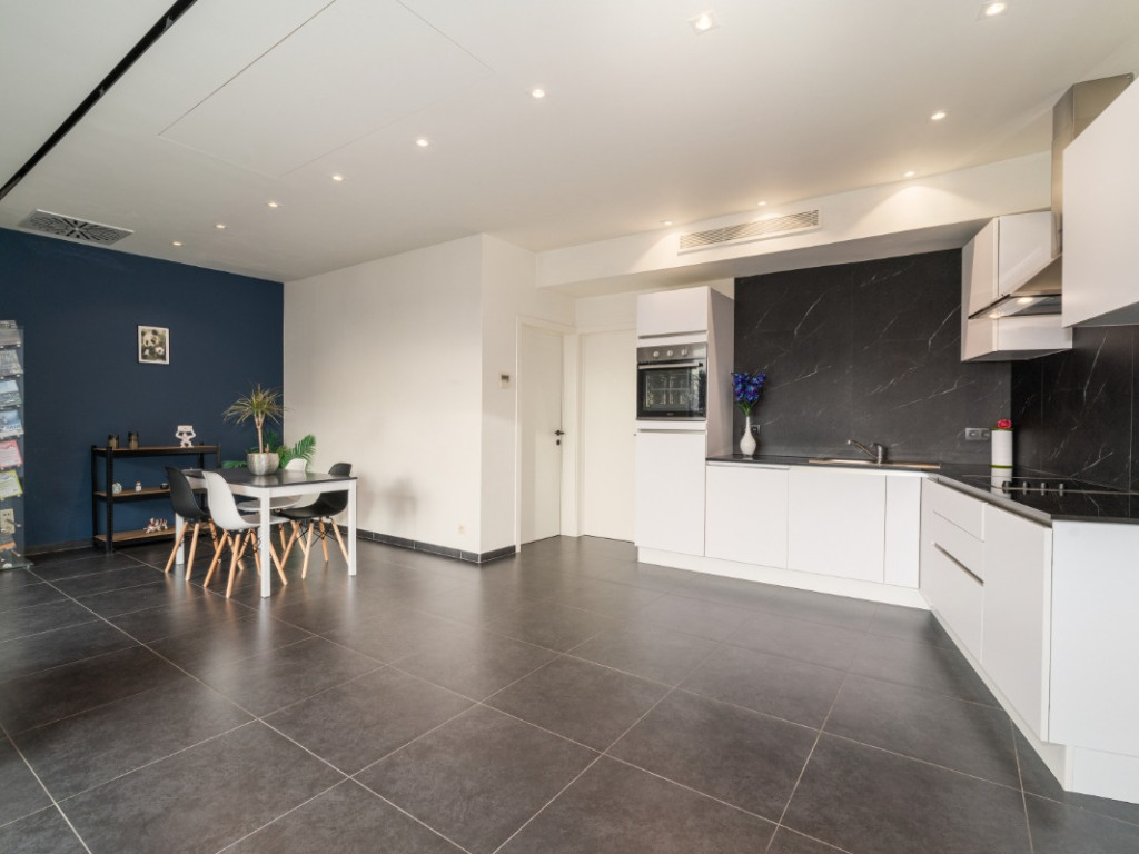 Albertlaan - 143 - 0 - 9400