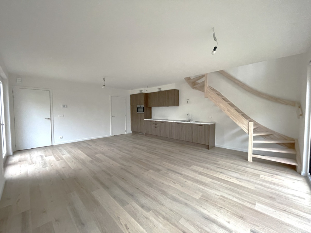 Slachthuisstraat - 64 - - 8500