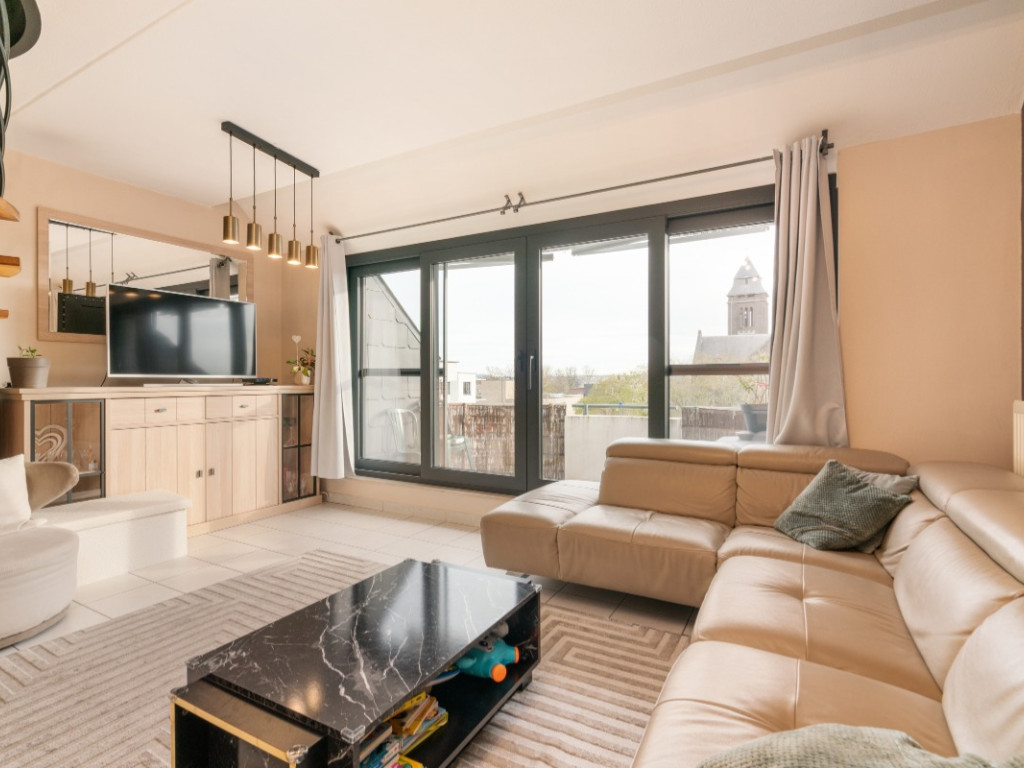 Place Peter Benoit - 15I - 6 - 1120