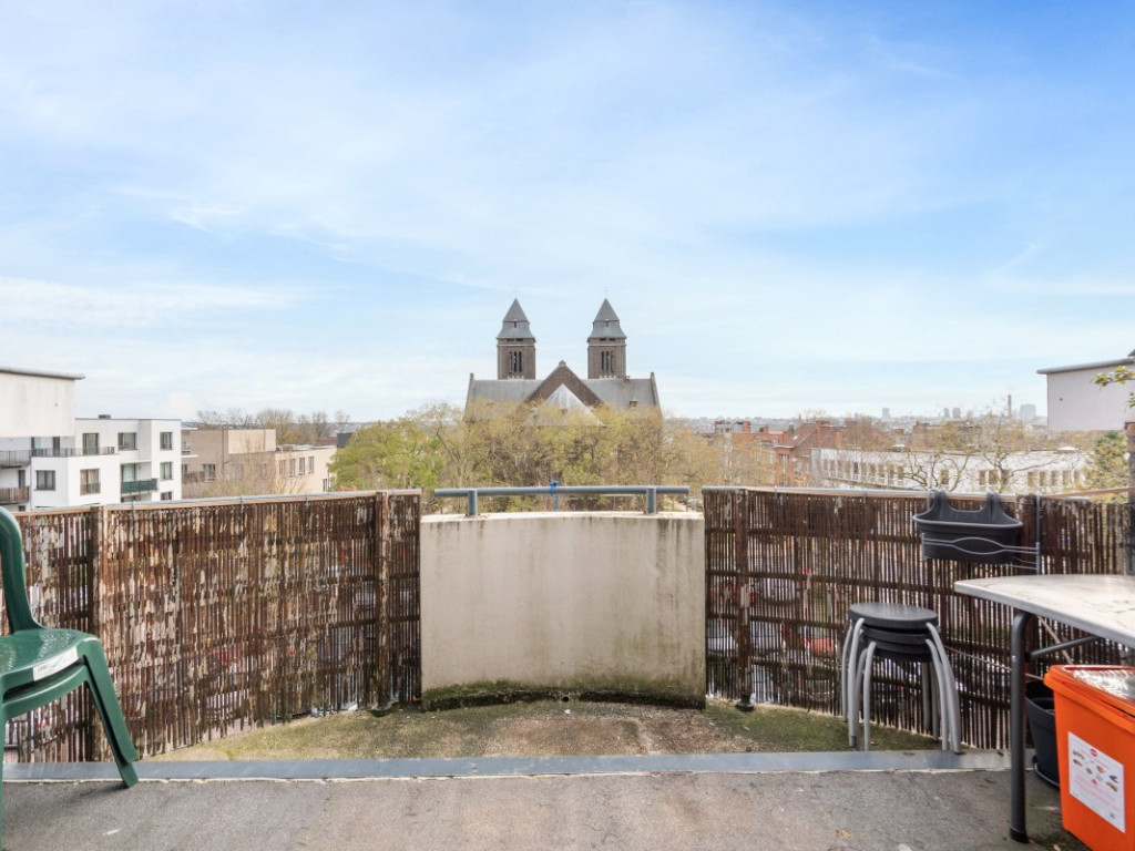 Place Peter Benoit - 15I - 6 - 1120