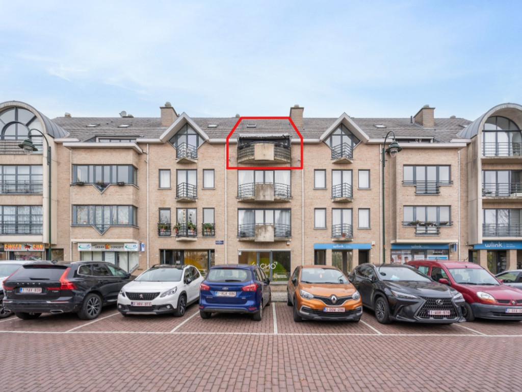 Place Peter Benoit - 15I - 6 - 1120