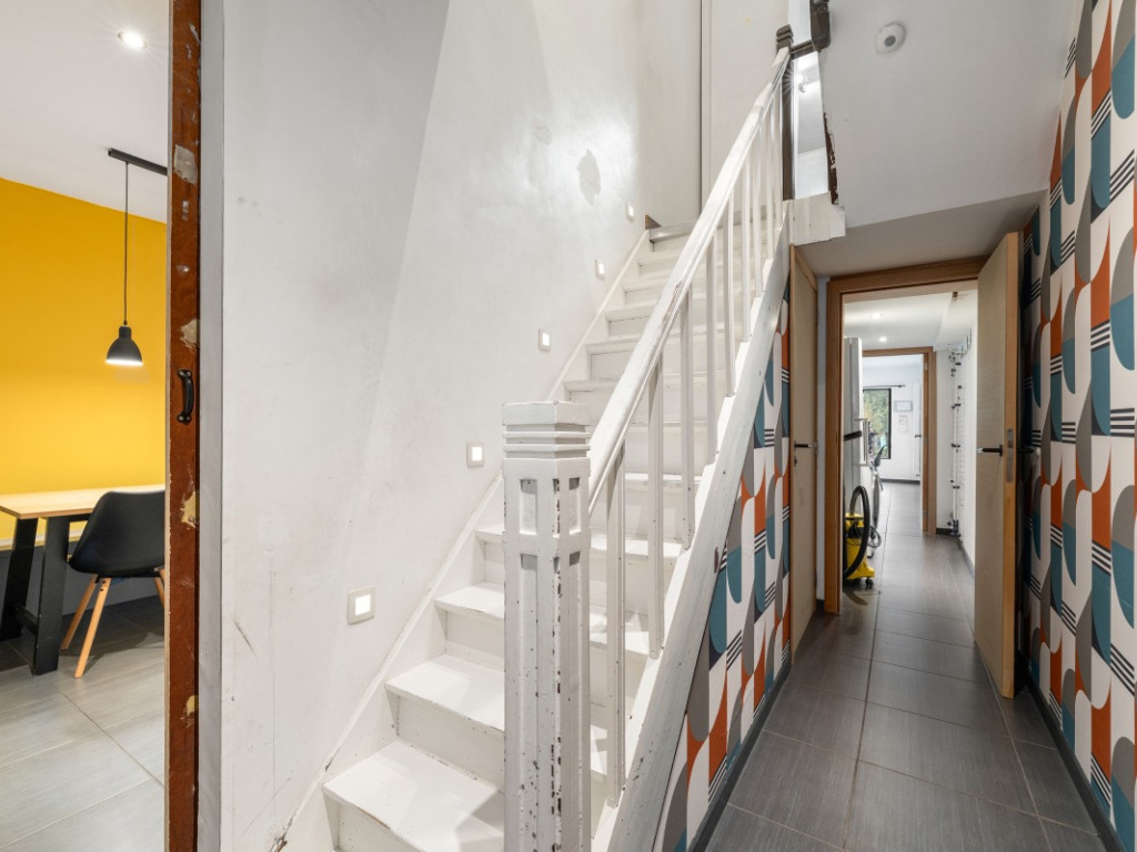 Vondelstraat - 83 - - 9280