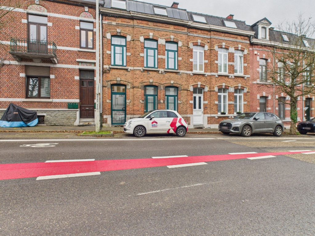 Rue Du Luxembourg - 85-1 - - 6900