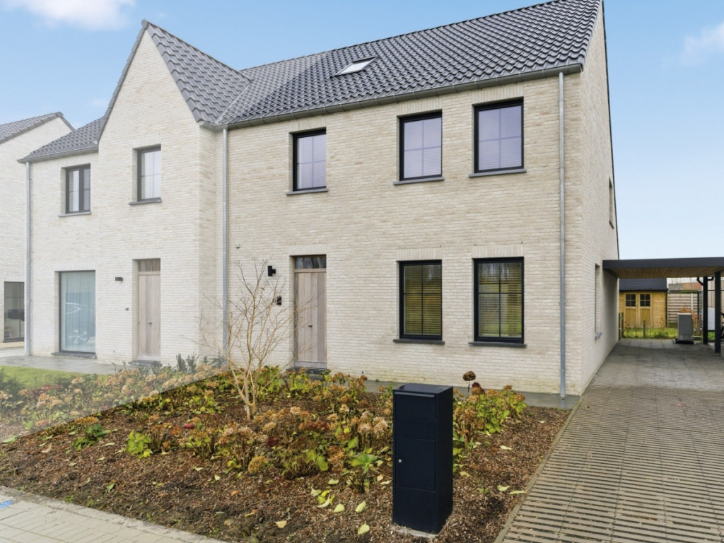 Ouderwijk - 31 - - 8810