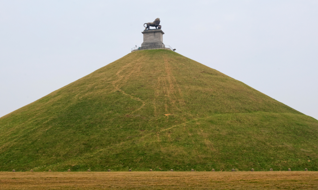 La Butte du Lion ou le Monument de Waterloo