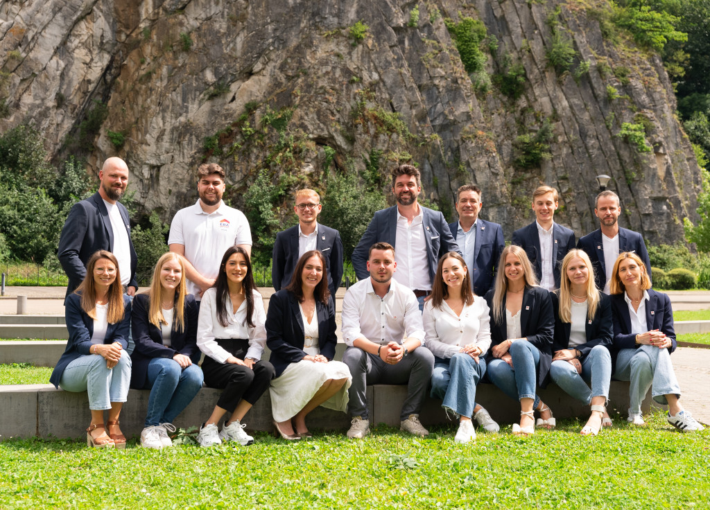 ERA B-LUX - TEAM