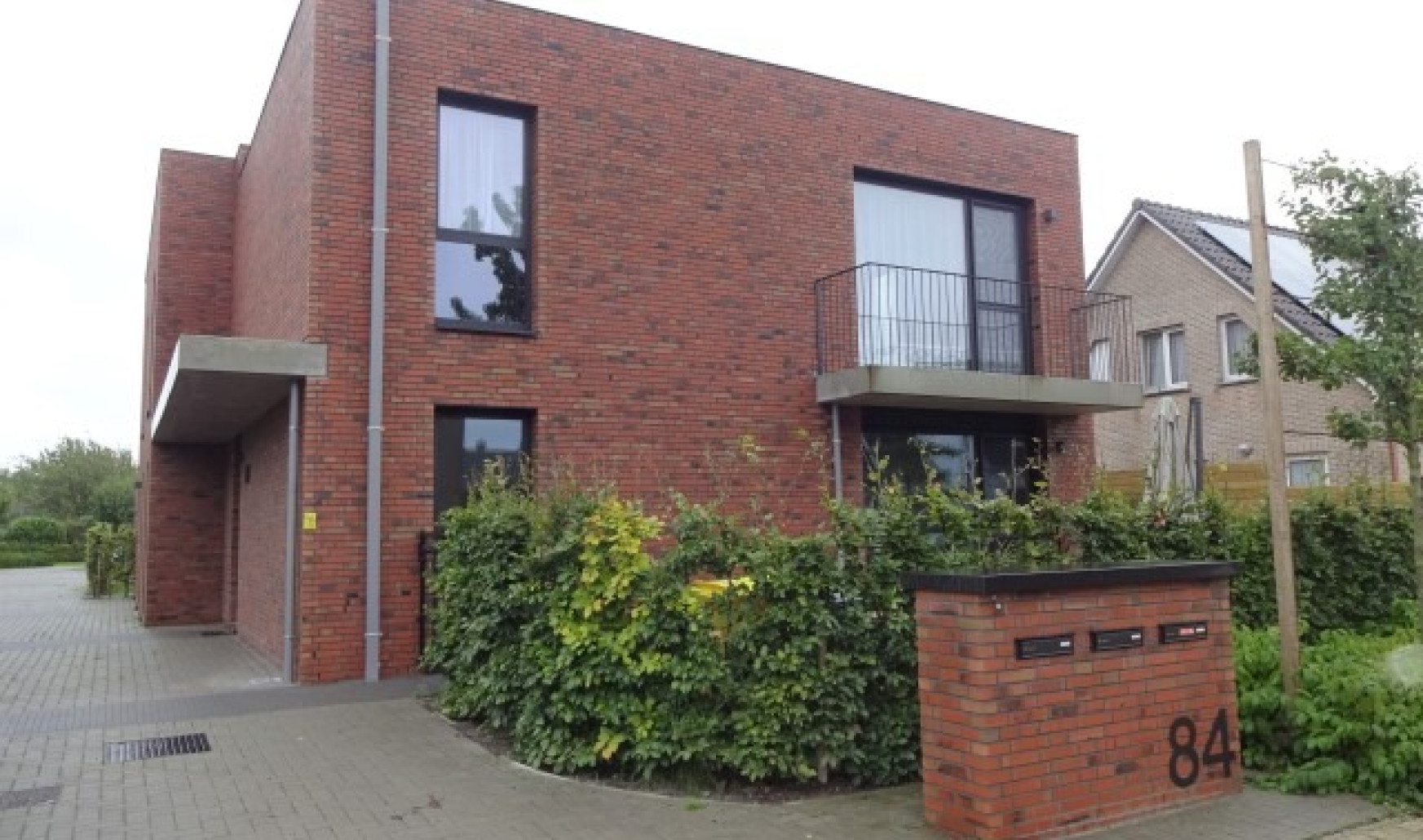 Leest - 84 - 2 - 2330