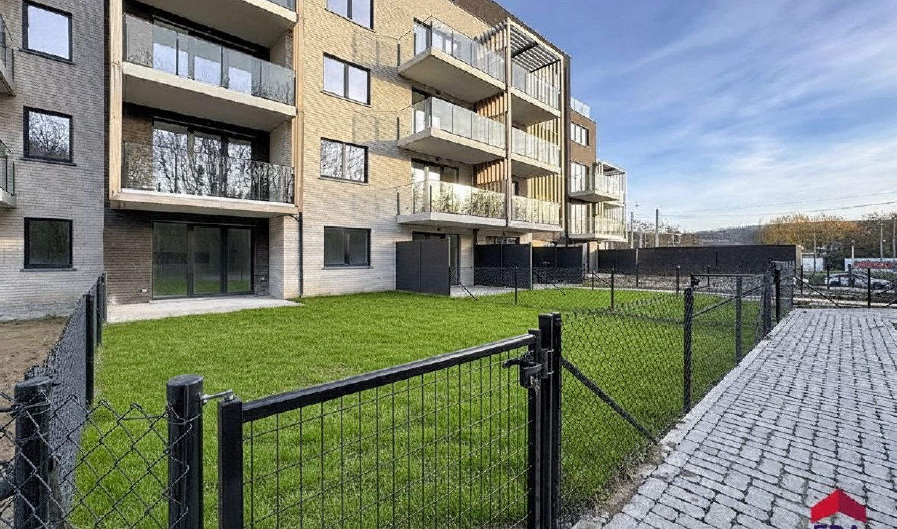 Rue de la Justice - 70 - B02 - 5300