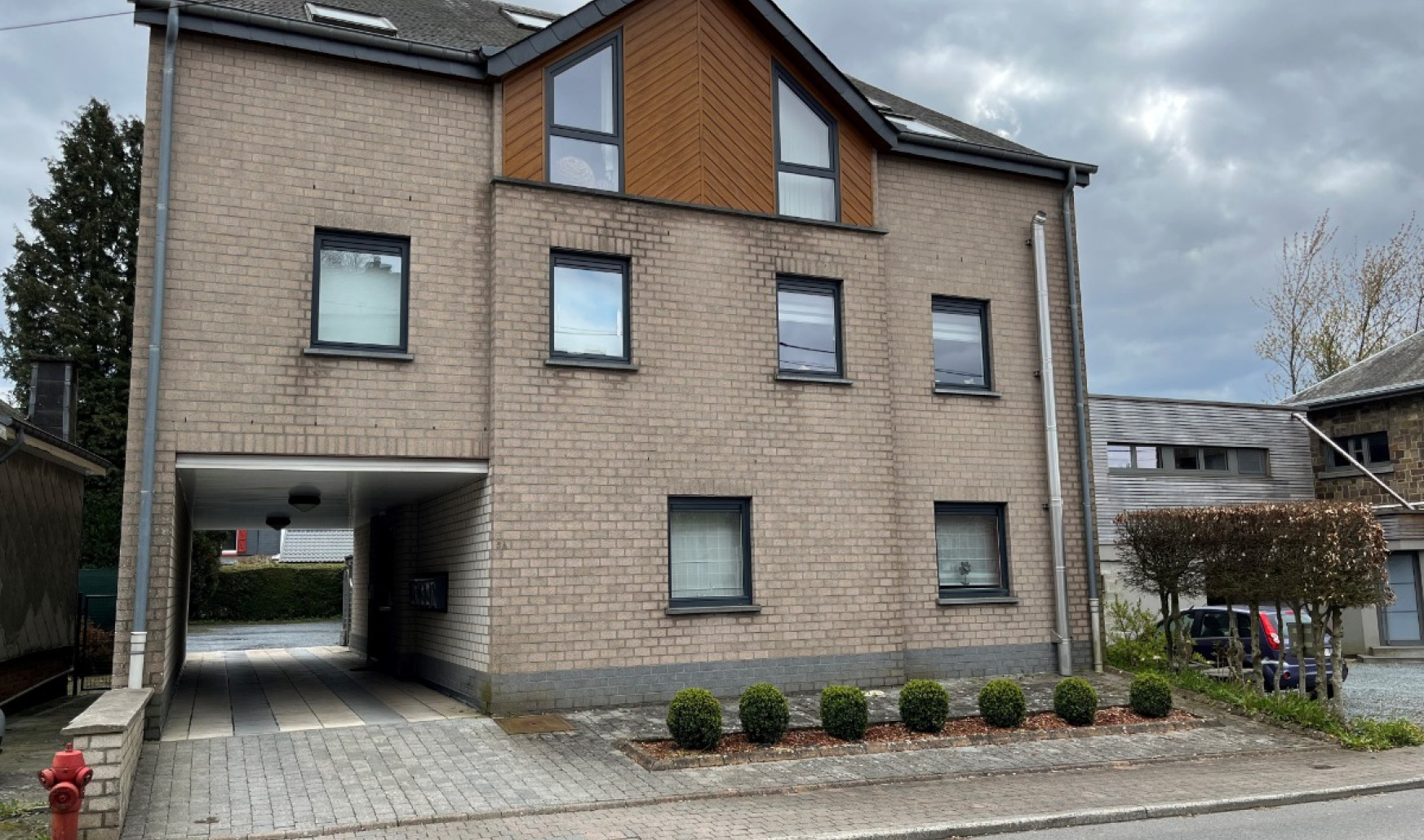 Rue des Chasseurs Ardennais - 5A - 5 - 6800