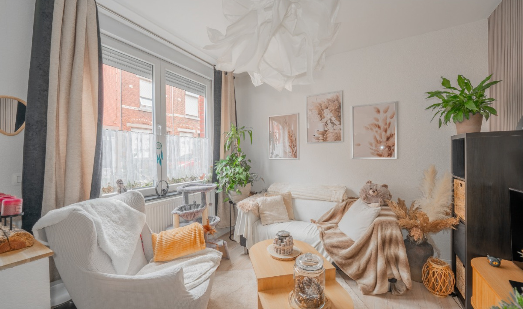 Rue de la Démocratie - 94 - - 4102