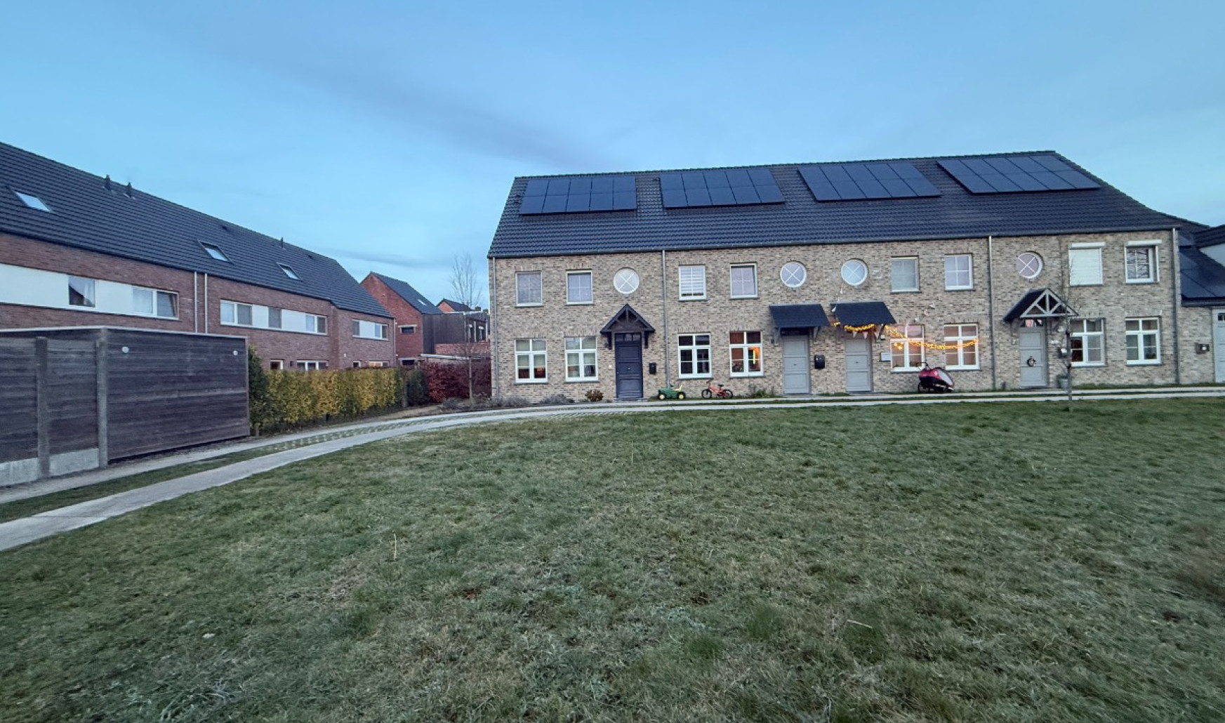 Pastoor Van Hoofstraat - 1 - - 2260