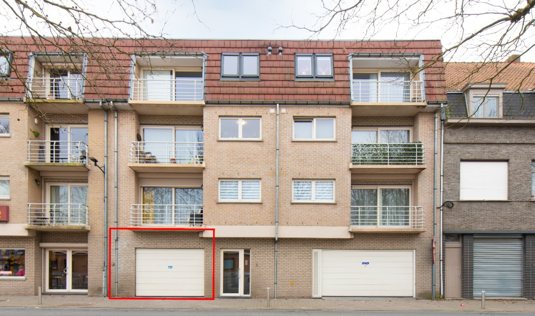 Bevrijdingsplein - 3 - GAR links - 8930