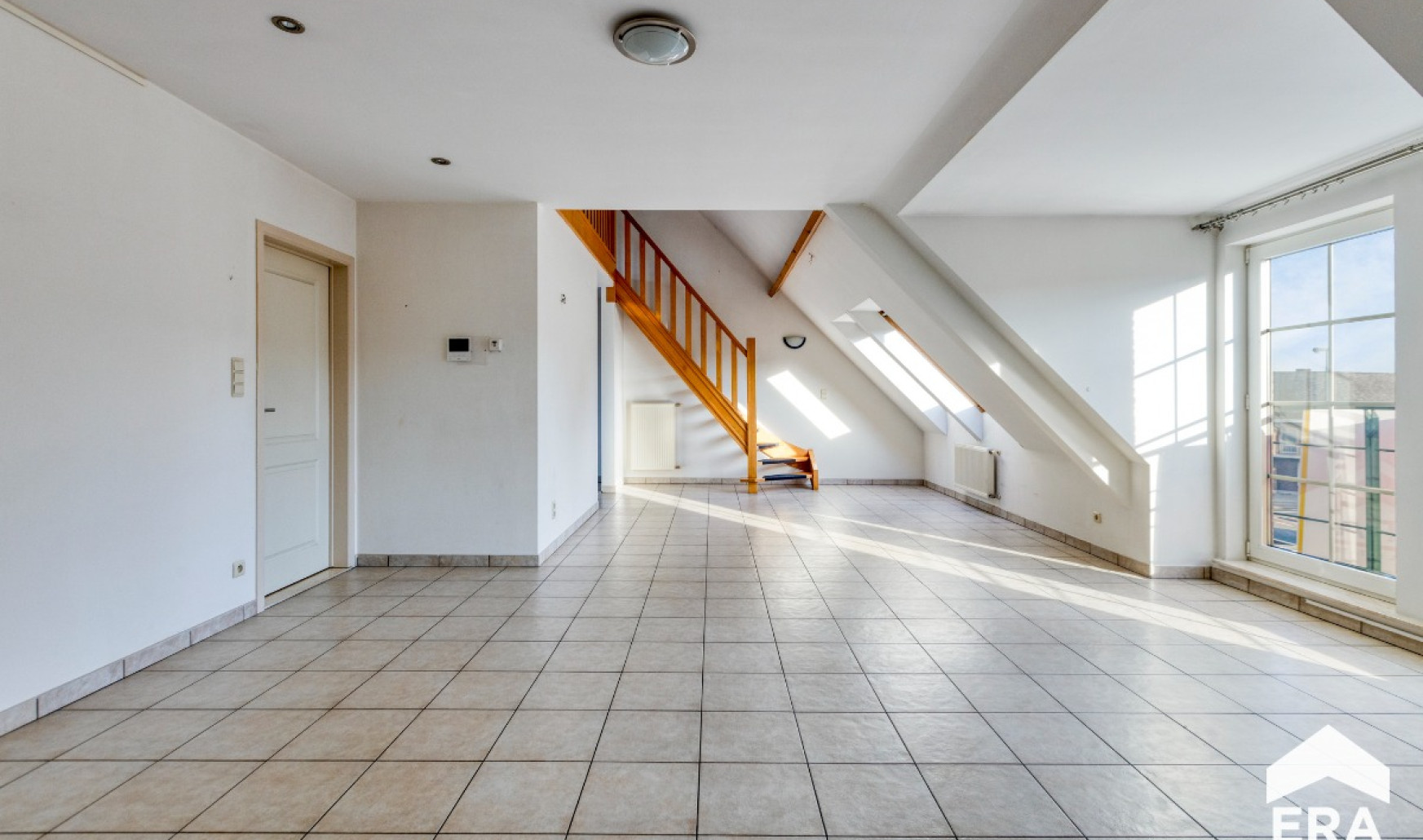 Dorpsstraat - 198 - bus 6 - 3900