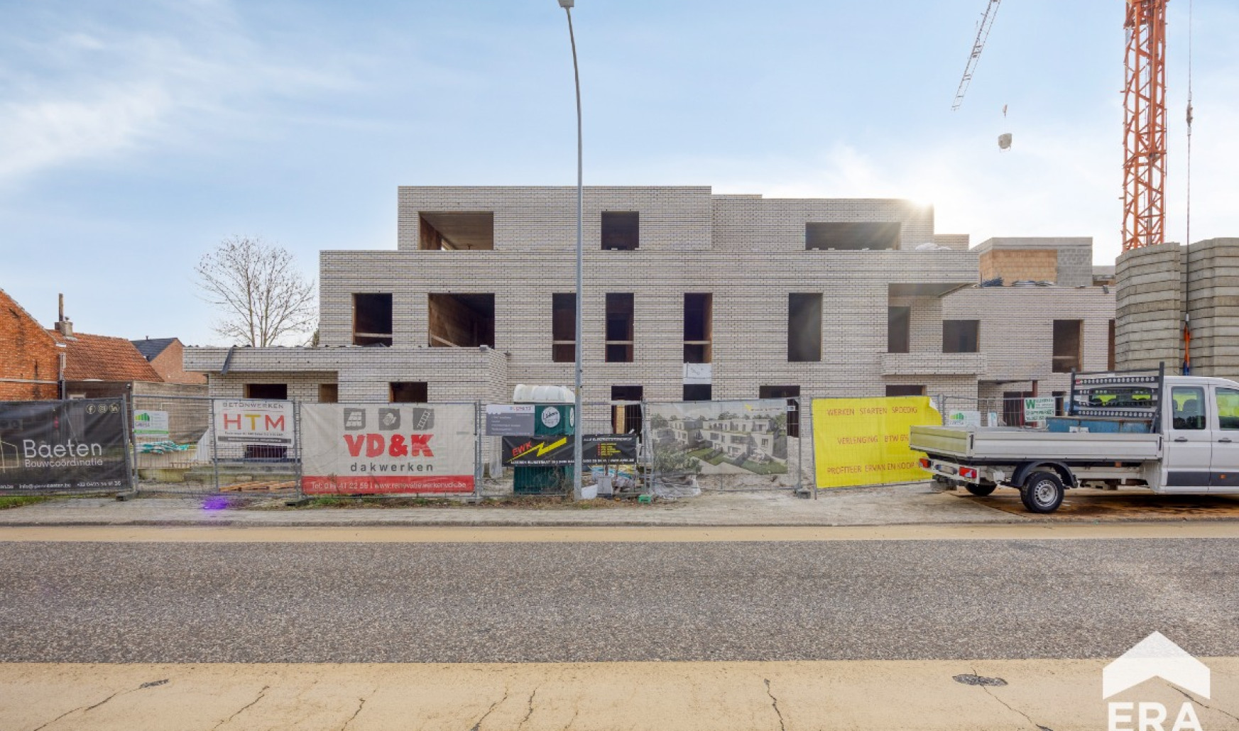 Ginderbuiten - 220 - - 104 - 2400