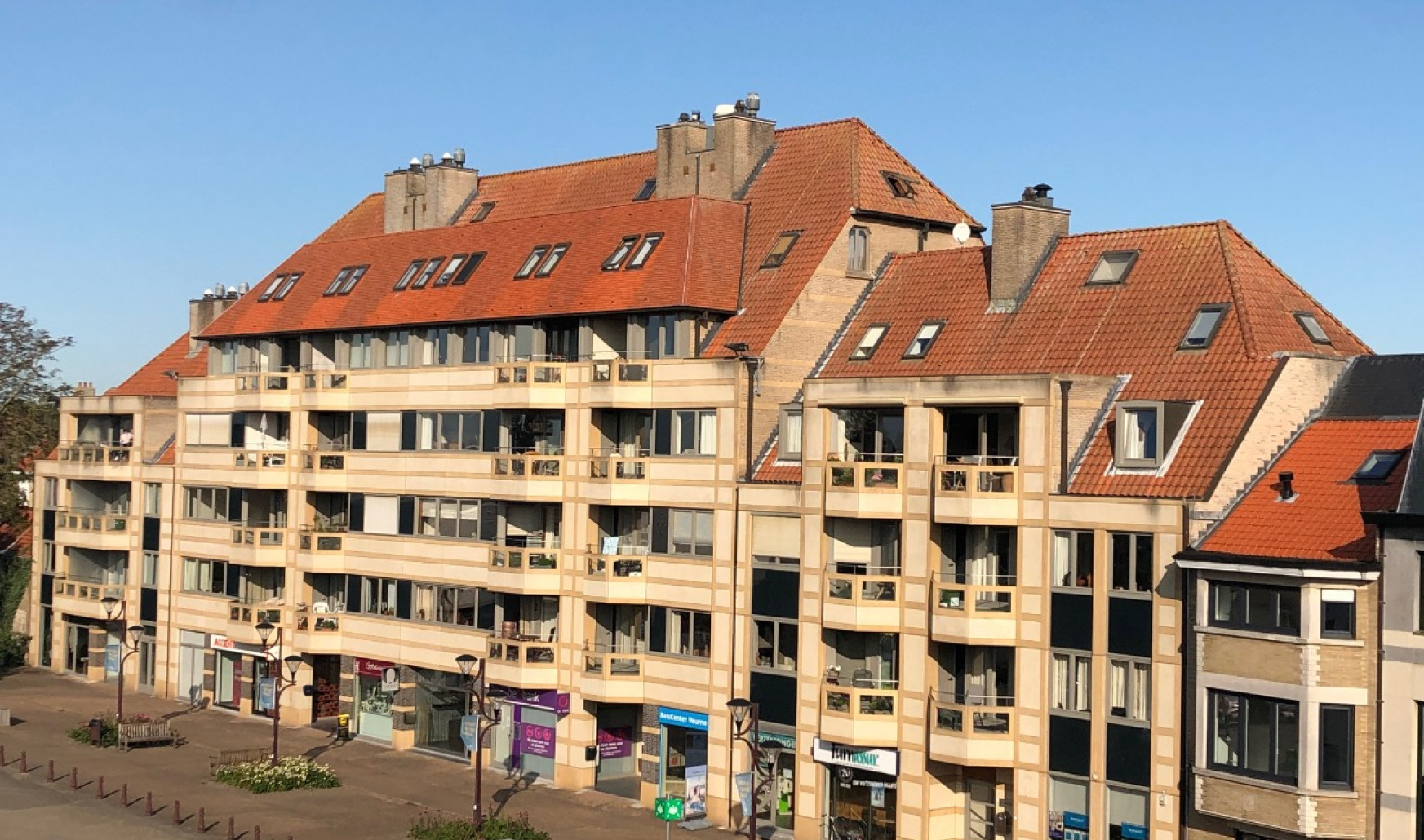 Sint Denisplaats - 6 - 0302 - 8630