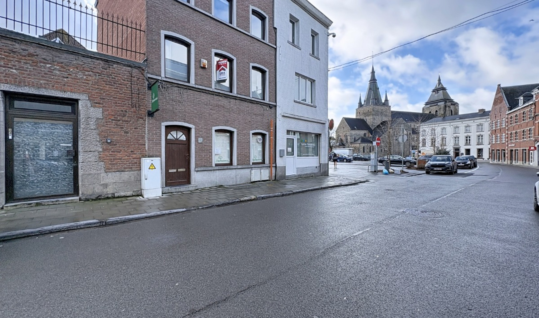 Rue du Chanoine Scarmure - 3 - 2 - 7060