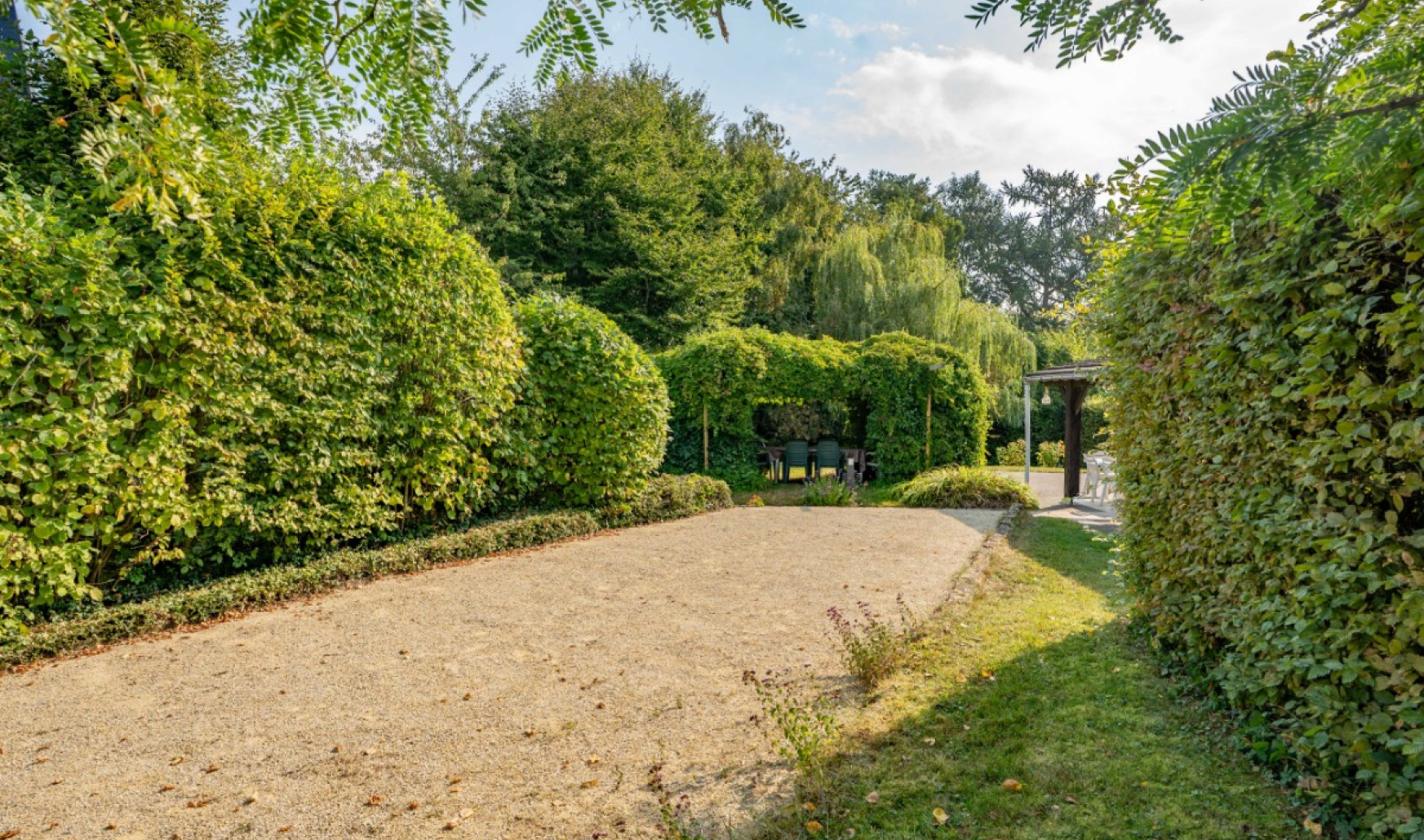 Rue Saint-Denis - 4 - - 6700