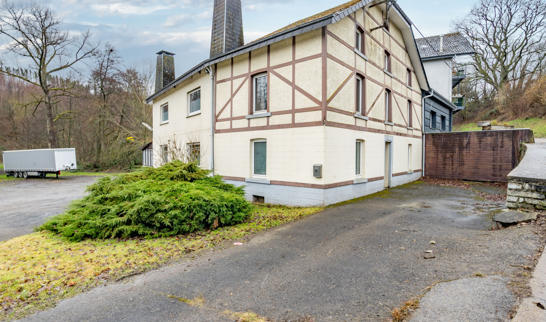 La Falize - 1 - B - 4990